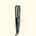 thumbnail image 1 of Plancha Conair 1" Cerámica Wicked Elphaba Verde Flotante, 1 of 2
