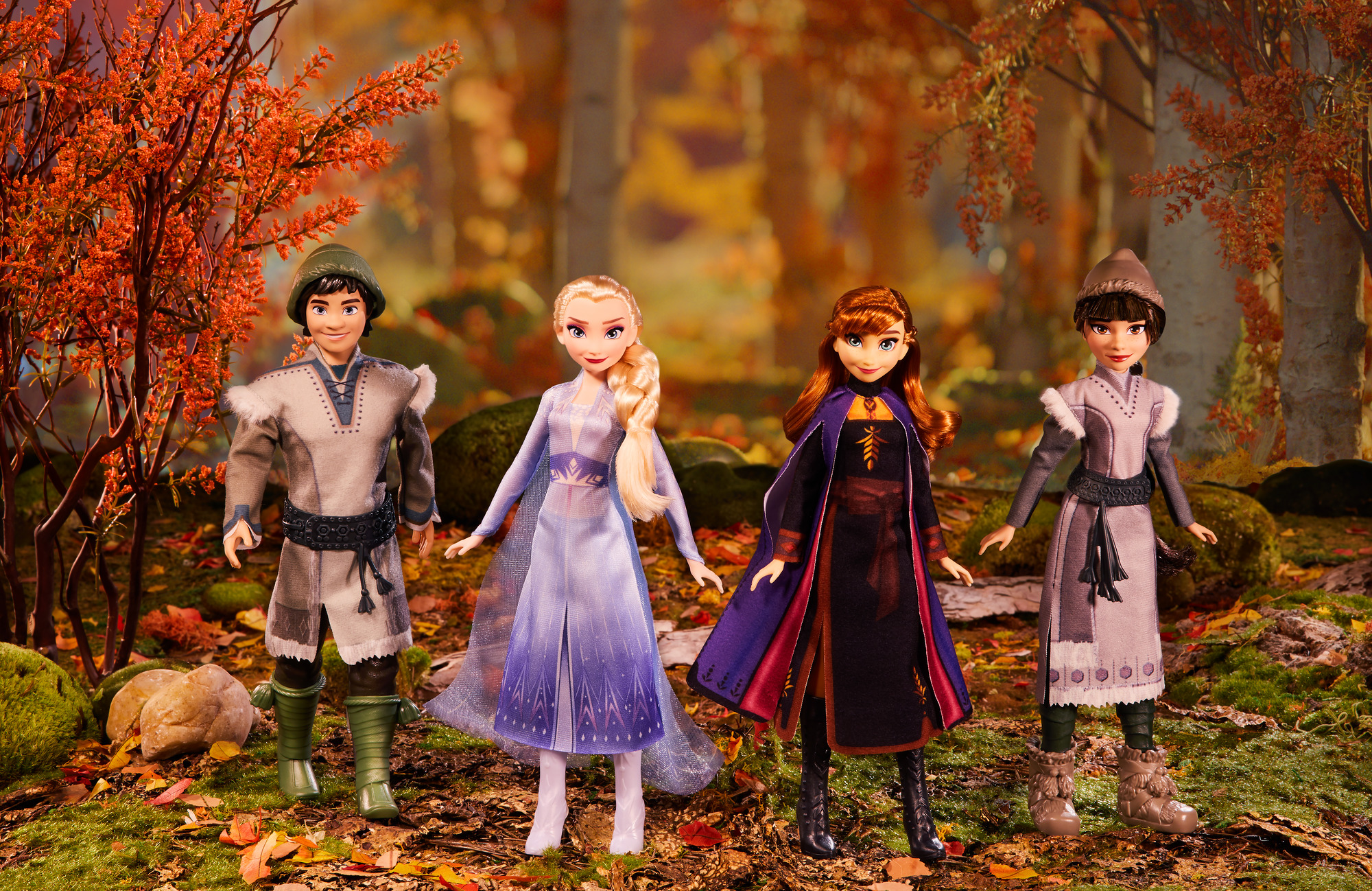 Disney Frozen 2 Forest Playset, Includes Anna, Elsa, Ryder & Honeymaren Dolls - image 7 of 13