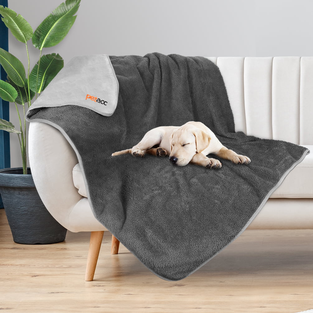 Petacc Waterproof Pet Blanket Flannel Pet Throw Reversible Dog Blanket