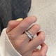 thumbnail image 3 of Anillo De Plata De Oro Elegante Para Las Mujeres De La Serpiente De Montaña Camelia Mariposa Rosa Circón Corazón Anillos De Alas De Ángel Ópalo Aceite Gota Geometría Dedo Accesorios Joyería, 3 of 4