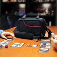 thumbnail image 2 of USA Gear Bolsa de almacenamiento para baraja de cartas compatible con juegos de cartas TCG y CCG - Bolsa protectora de cartas con correa acolchada para el hombro Interior personalizable resistente a l, 2 of 5
