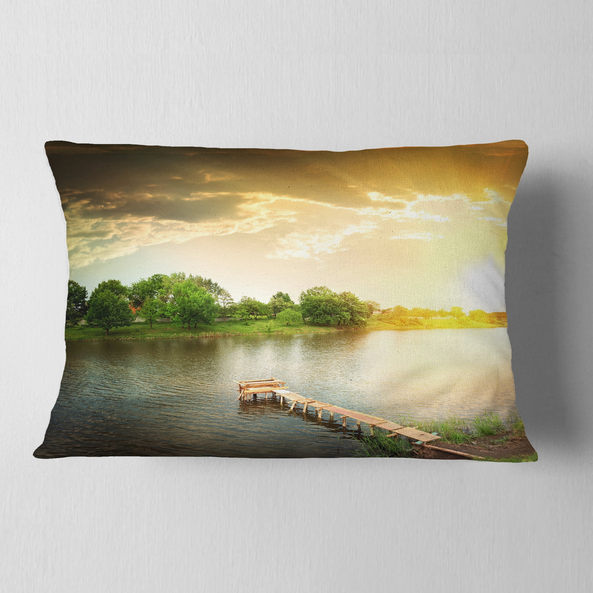 Designart Lake Under Evening Sun - Landscape Photo Throw Pillow - 12x20