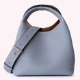 thumbnail image 3 of Bolso tipo cubo de cuero genuino, bolso de viaje informal con diseño de doble cara para mujer, 3 of 3