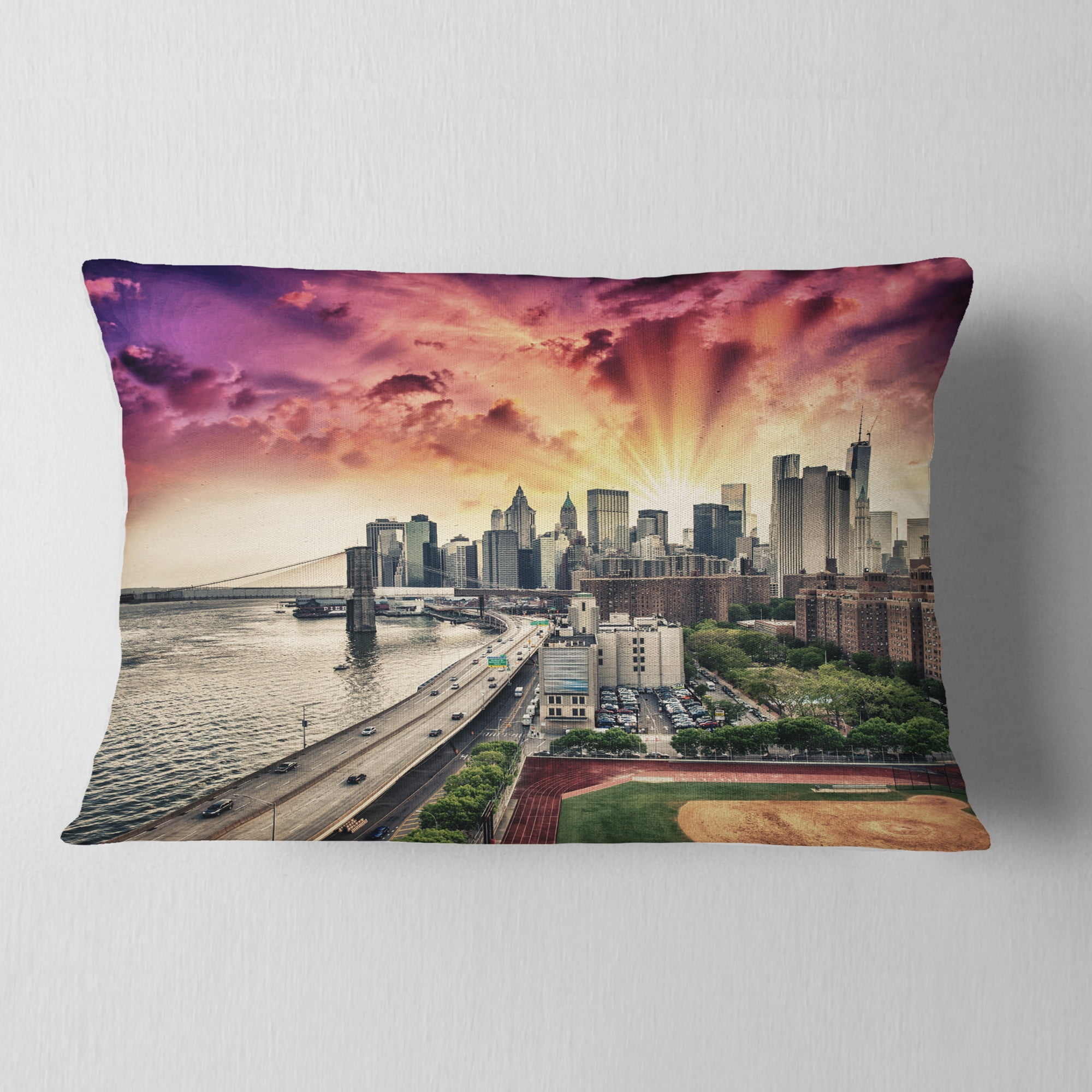 Designart FDR Drive and Manhattan Skyline - Cityscape Photo Throw Pillow - 12x20