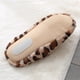 thumbnail image 4 of Pantuflas de felpa de leopardo para mujer y hombre, 4 of 8