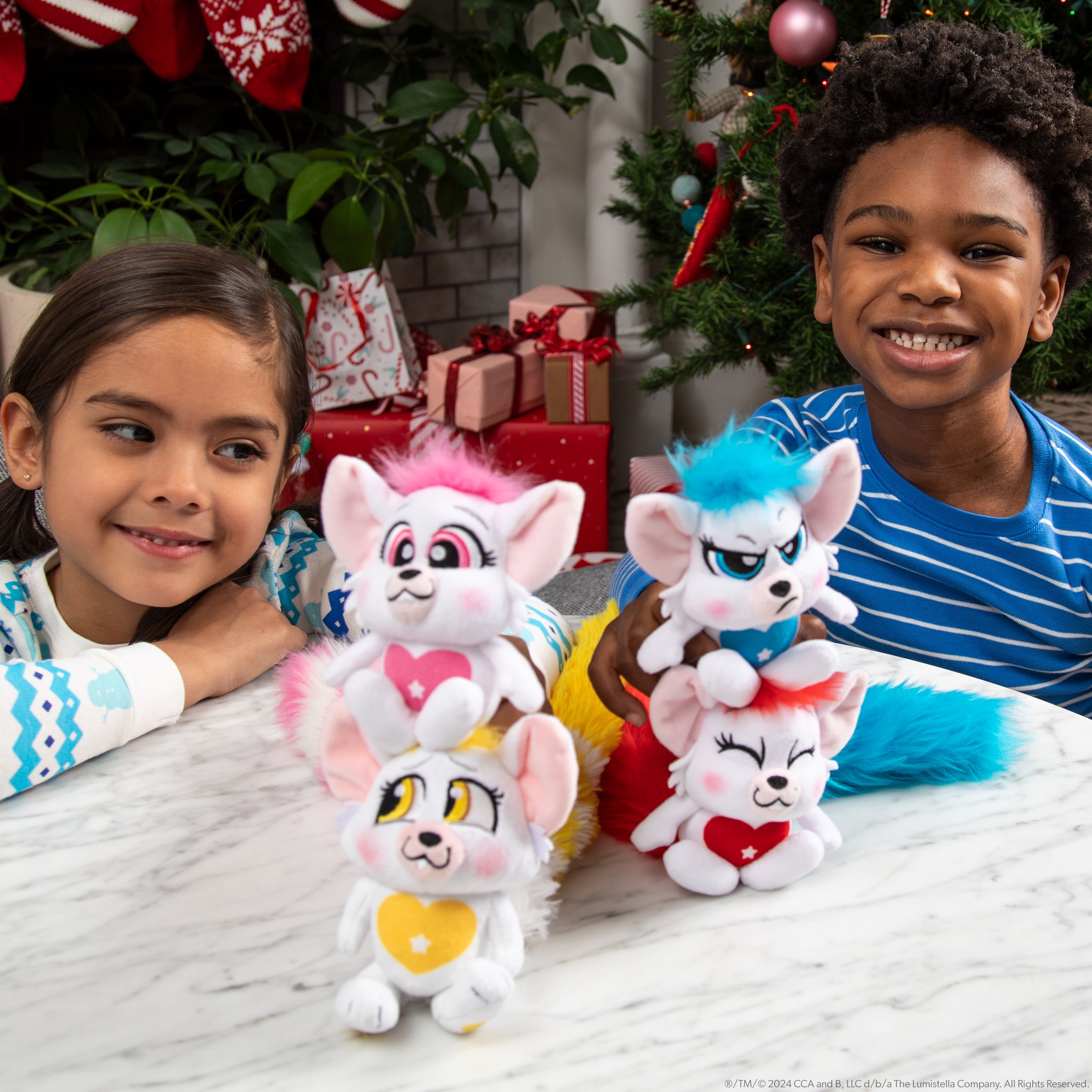 The Elf on the Shelf's Santaverse Bogie Plush-Pink