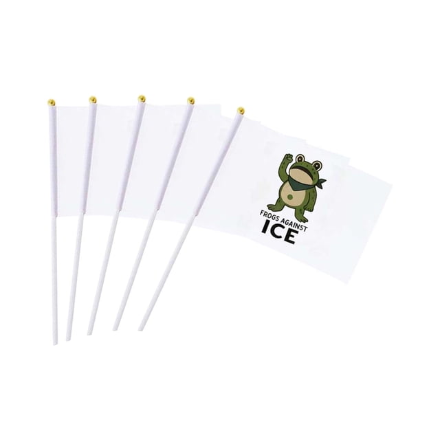 Exquisite Portland Frogs Flags Decoration Frogs Holding Small Flag Event Hand-Waved Festive Decor