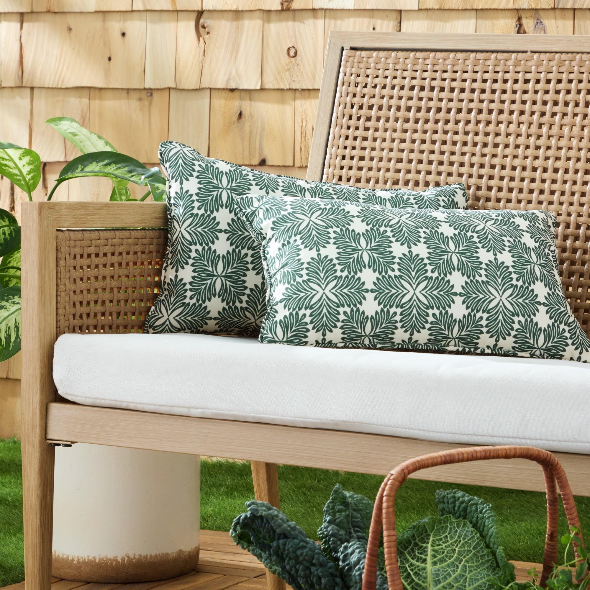 MARTHA STEWART Tulum Indoor Outdoor Decorative Lumbar Pillow 2-Pack Set, UV Fade Resistant, Water Repellent, Printed Modern Design, Green, 11"x18"