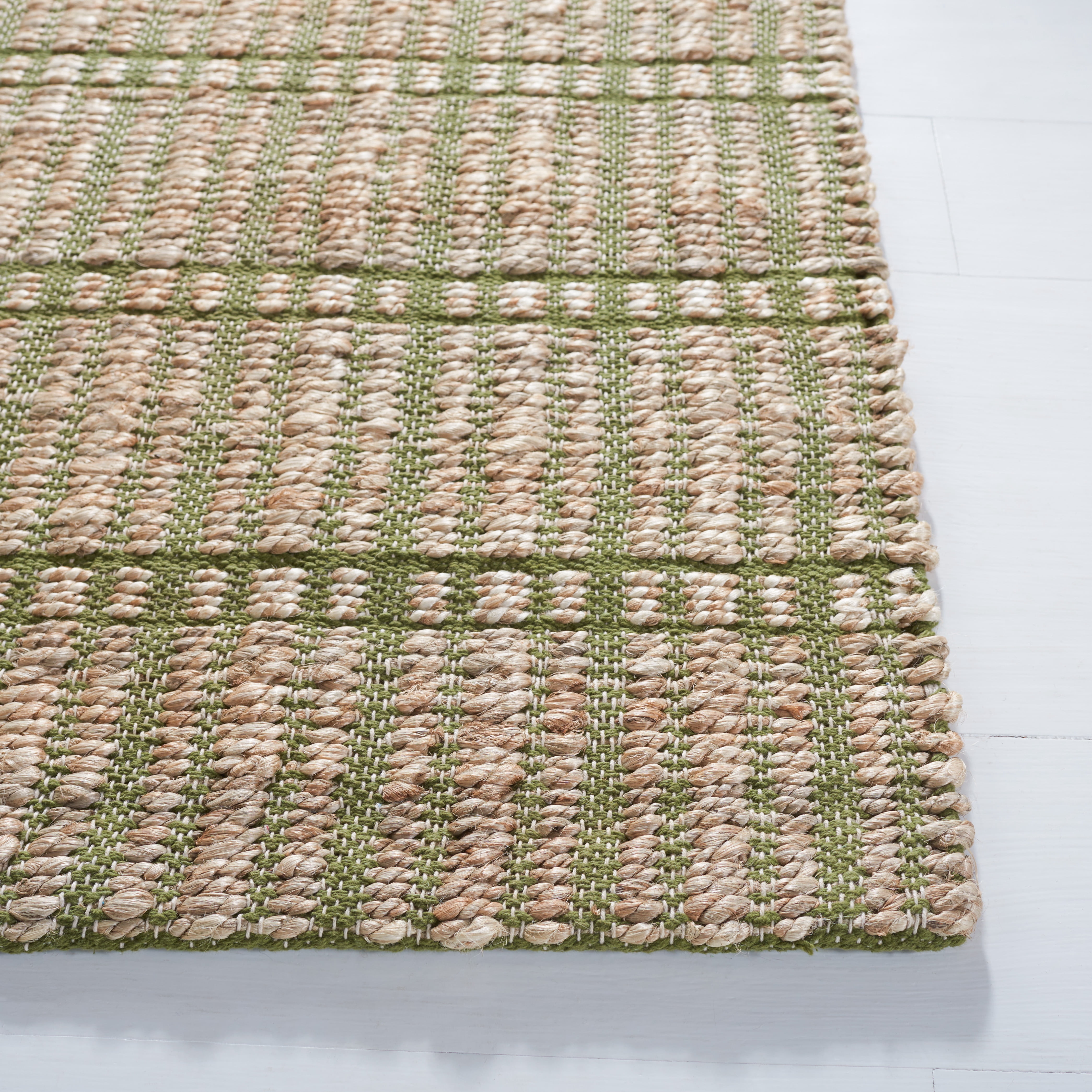 SAFAVIEH Natural Fiber Kostadin Striped Area Rug, Green/Natural, 6'6" x 6'6" Square