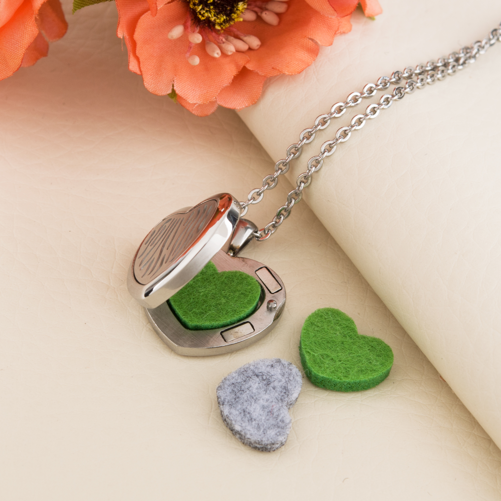 Anavia Anniversary Gift for Mom, Essential Oil Necklace, Aromatherapy Jewelry, Diffuser Necklace, Gift for Wife, Wife Birthday Gift, Gift for Girlfriend, Friend Gift, Gifts for Mom- Lemongrass Oil