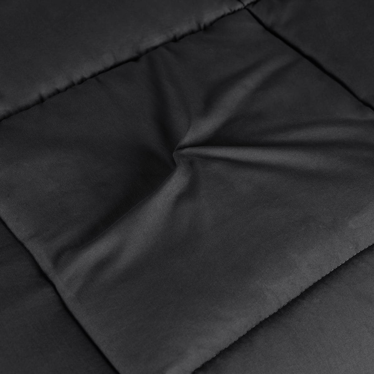 Superior Solid Comforter Down Alternative Bedding, King, Black