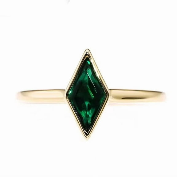 Elegant 925 Sterling Silver Dark Green Fancy-Shaped Lab Created Emerald Bezel Setting Ring for Women - Timeless and Sophisticated Jewelry, Perfect for Engagement and Special Occasions