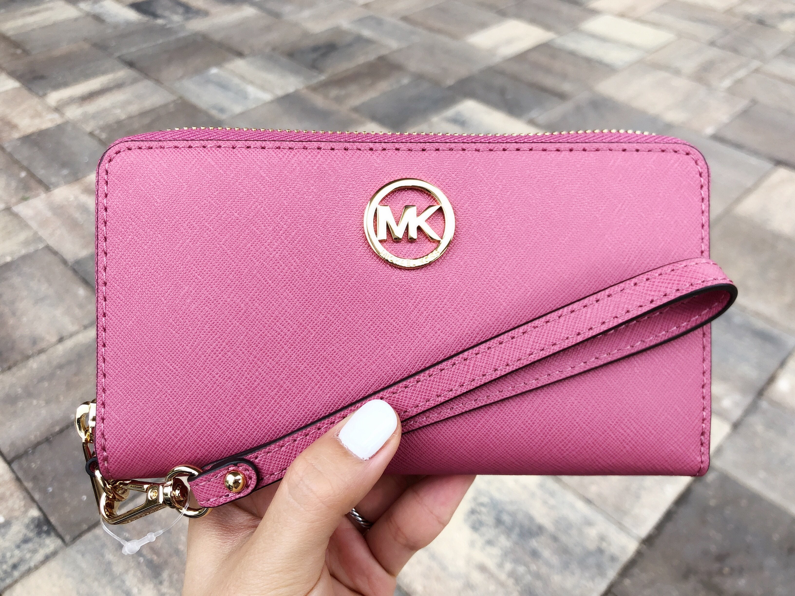 michael kors pink wallet