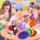 thumbnail image 5 of Bandeja de pastel colorida redonda desechable de 48 piezas, plato universal para niños, plato de papel de pintura de arte hecho a mano DIY (color al azar), 5 of 7
