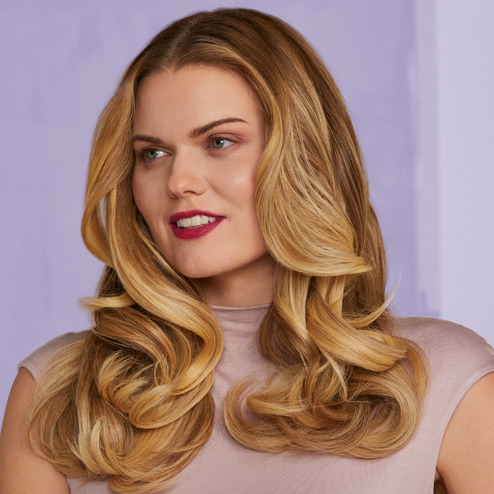 Hot Tools Signature Series Gold Curling Iron/Wand, 1.25", Black/Gold