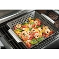 thumbnail image 4 of Cuisinart CSSW-428 Wok en Acier Inoxydable, 11 Po x 11 Po, Argent, 4 of 10