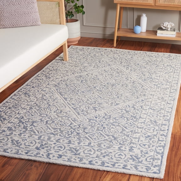Safavieh Dip Dye Felicia Floral Area Rug, Gray/Ivory, 4' x 6'