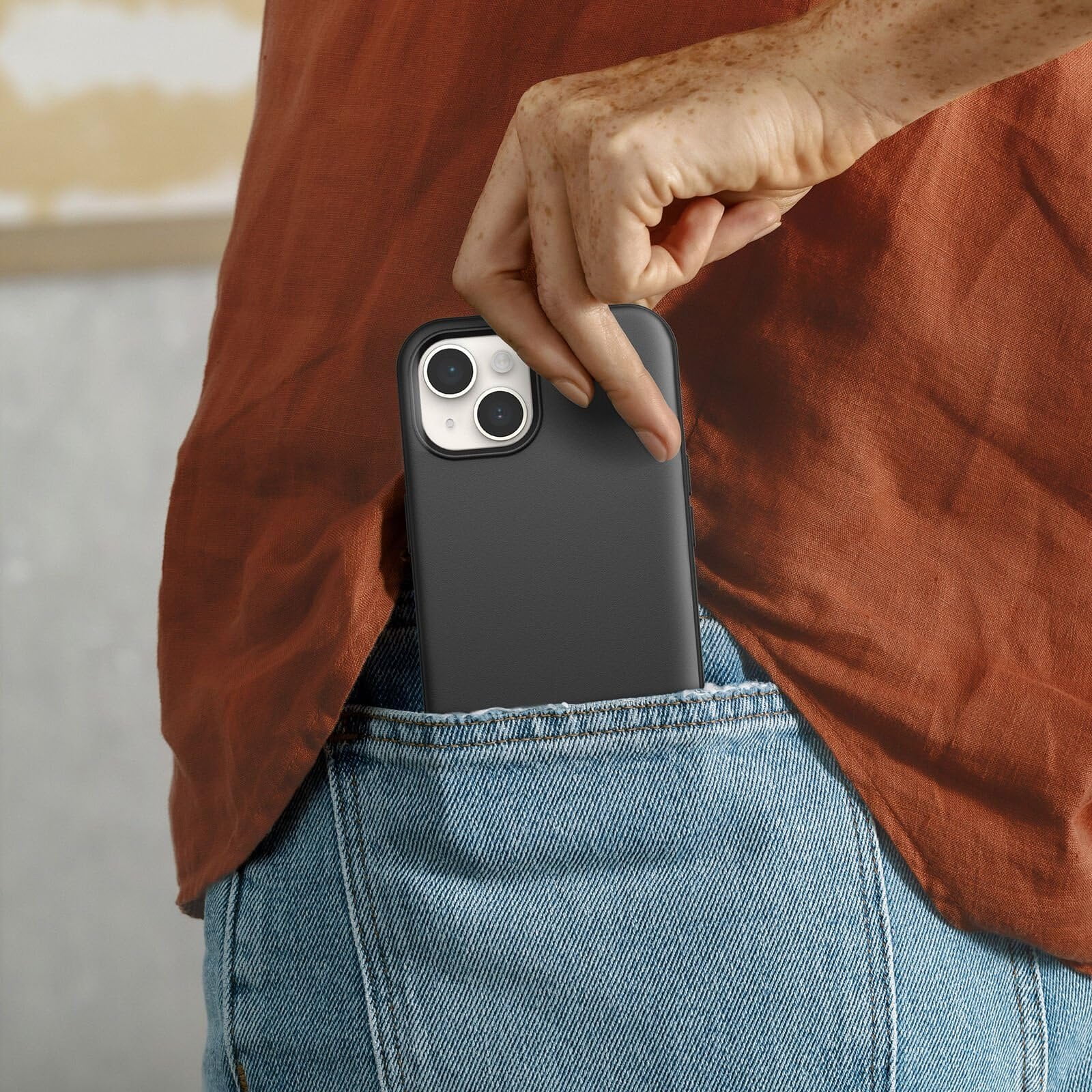 OtterBox iPhone 15, iPhone 14, & iPhone 13 Only - Symmetry Series Case - Black - Ultra-Sleek - Wireless Charging Compatible - Raised Edges Protect Camera & Screen