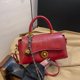 thumbnail image 4 of Bolso de mano de nicho de invierno de moda 2025, tendencia, bolso cruzado para mujer, bolso cuadrado pequeño de mano, bolso de hombro informal sencillo con sentido femenino, 4 of 5