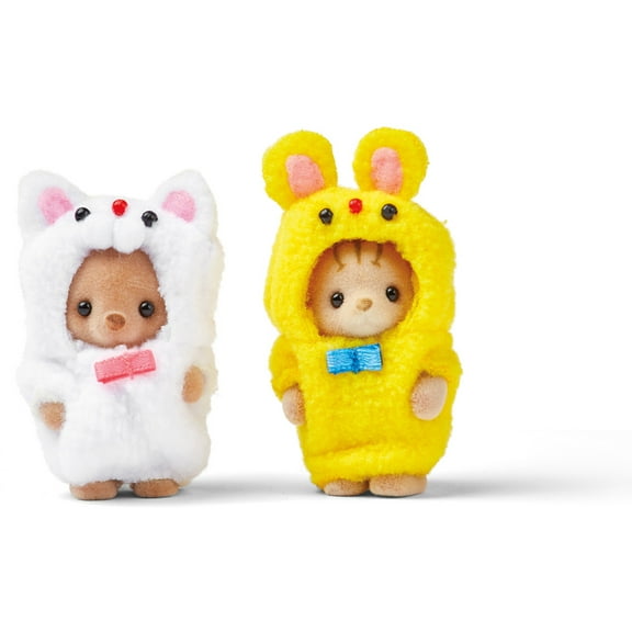 Calico Critters Costume Cuties (Kitty & Cub), Limited Edition Playset with 2 Collectible Figures and Costume Accessories