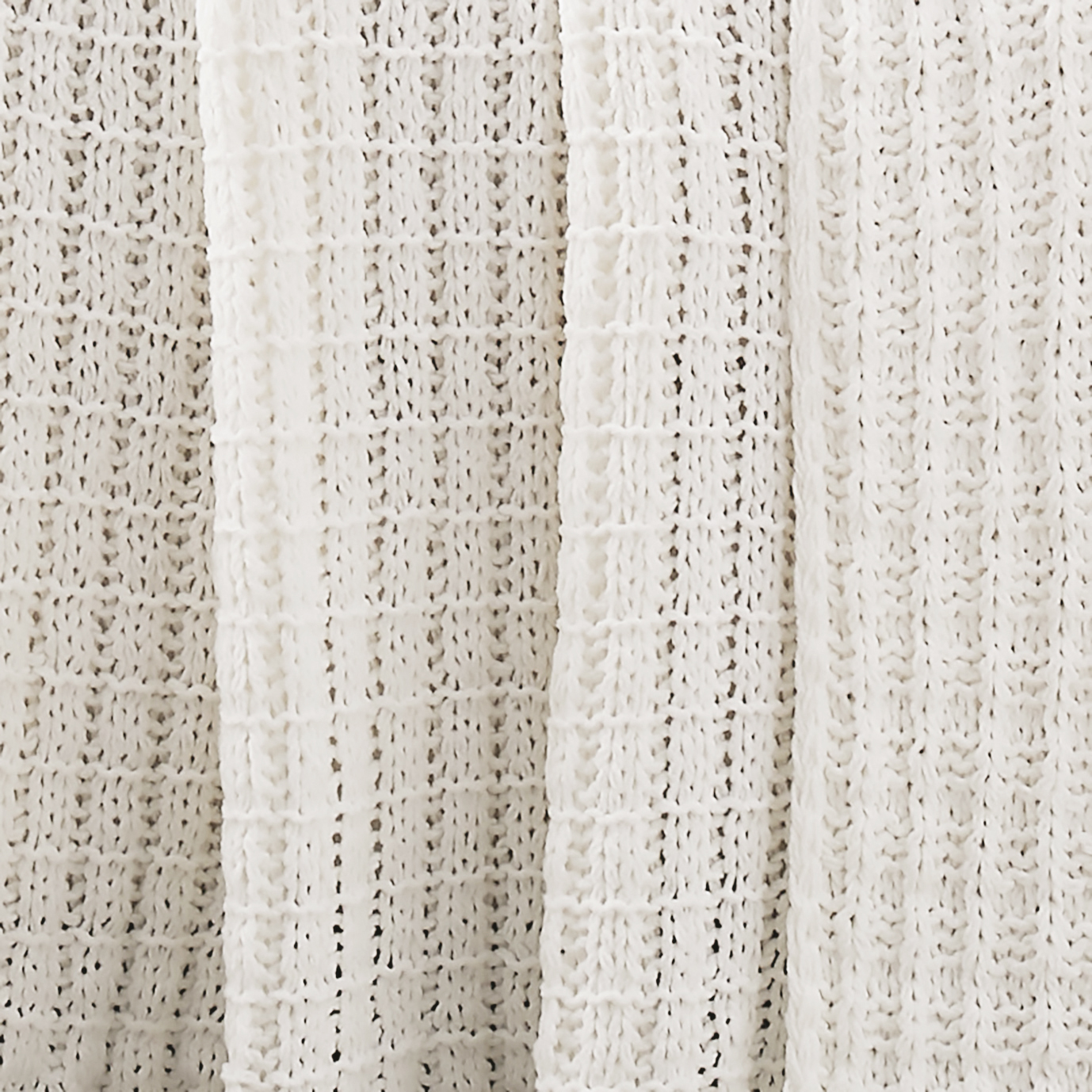 Teramo Chenille Throw White