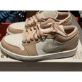 thumbnail image 4 of Ni - ke Ni - ke Air Jordan 1 Low White Light Bone DC0774-120 Women's Size 7.5, 4 of 5