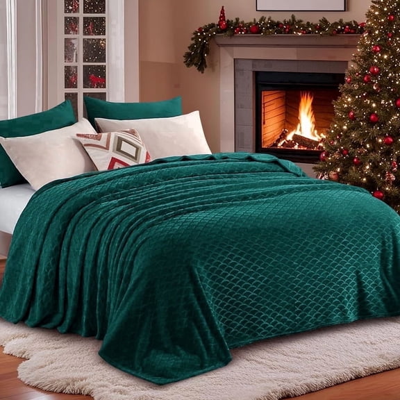 Aisbo Brushed Flannel Blanket Dark Green Queen, Super Soft and Cozy Blankets All Season Use