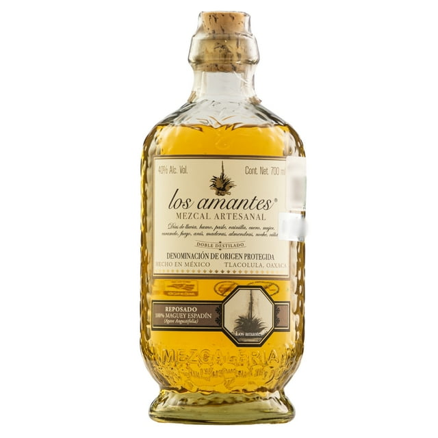 Mezcal Artesanal Los Amantes Reposado 700 Ml Los Amantes Mezcal Los Amantes Joven, Mezcal Los Amantes Añejo y Mezcal Cebú y Mezcal Quebranta huesos Mezcal, Reposado