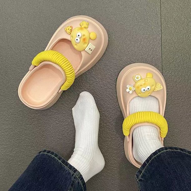 Sanrio-Zapatillas de Hello Kitty con dibujos animados para niña, pantuflas suaves con corazón, Cinnamoroll, antideslizantes, para baño familiar, Verano
