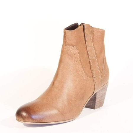 

Chelsea Crew Black Label Texan Booties