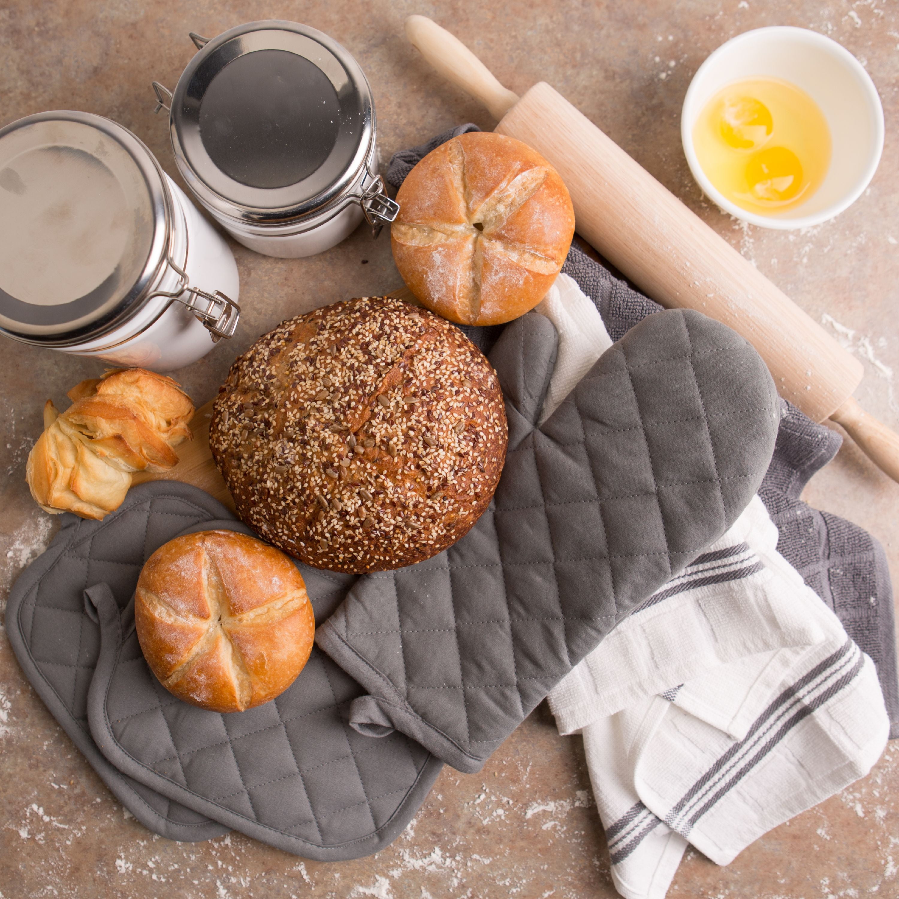 KitchenAid Onion Quilt Kitchen Towel, Oven Mitt & Potholder Set 4-Pack &  Reviews