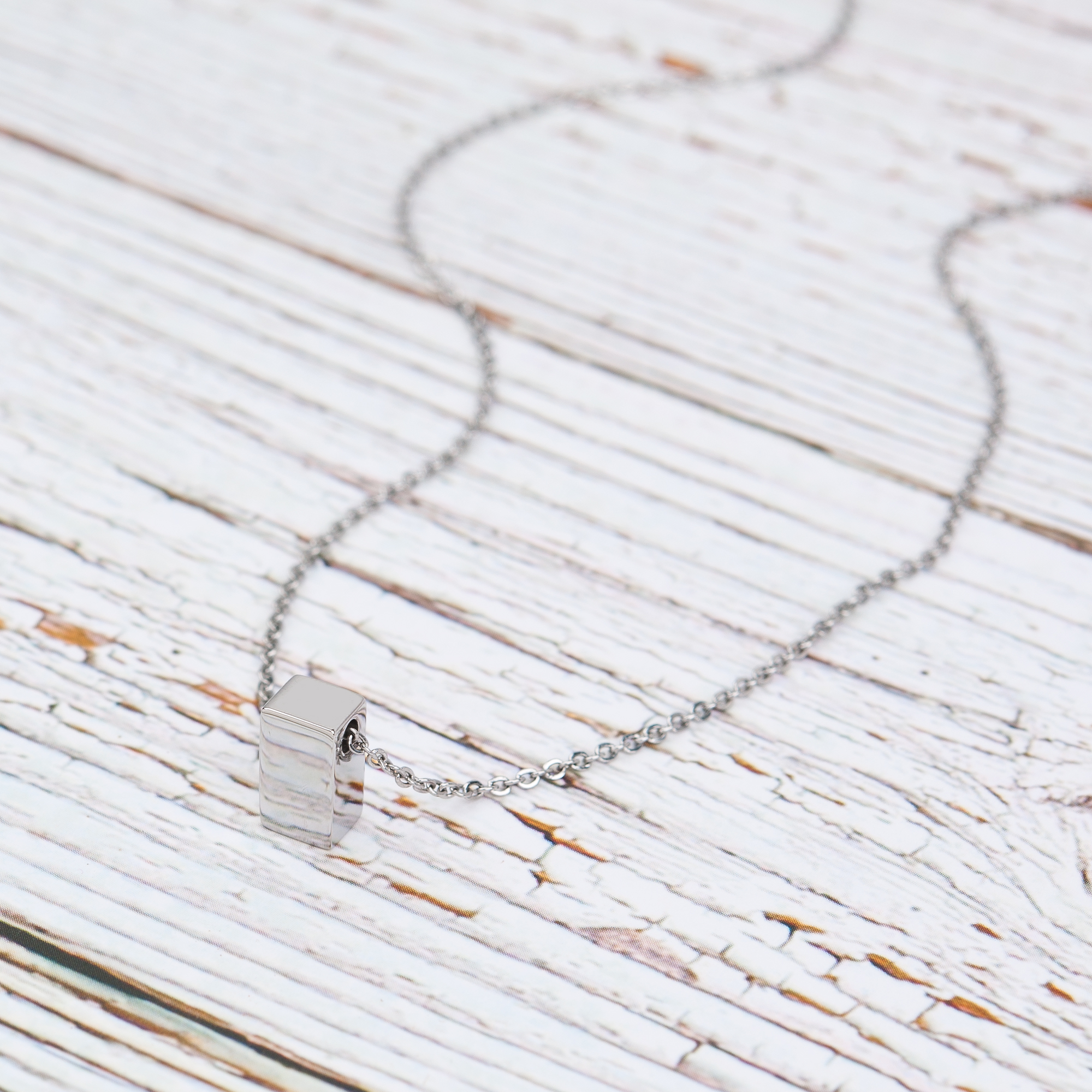 Mother of the Bride Birthday Day Gift, Jewelry Gift for Mother in Law, Necklace and Card Gift Set, Gift for Mom, Gift for Her, Jewelry for Mom, Thank you Gift [Silver Cube,Blue-Orange Gradient]