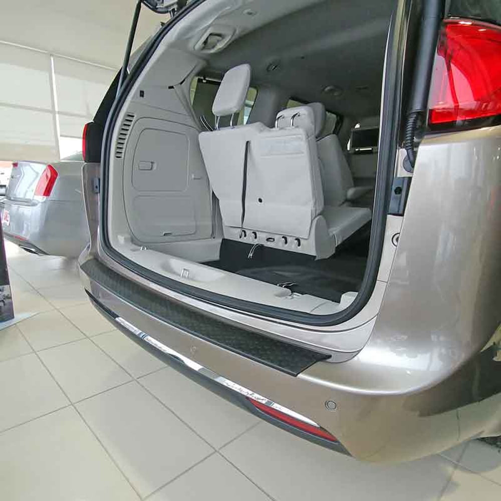 Chrysler Pacifica 2020 багажник