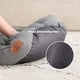 thumbnail image 2 of Cama para Gato Mediano, Cama para Perro Chico o Mediano, Cama para Mascota Lavable en Maquina, Suave Base Antideslizante, Resistente a Suciedad y facil de Lavar (Gris, Small), 2 of 6