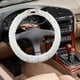 thumbnail image 5 of Funda de volante de forro polar de invierno | Piel sintética de visón suave y cálida | Poliéster duradero e impermeable | Compatible con coches, SUV y camiones | Protector de volante de fácil, 5 of 5