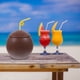 thumbnail image 4 of Vaso de plástico con forma de coco para bebidas, ideal para fiestas luau o fiestas hawaianas en la playa., 4 of 5