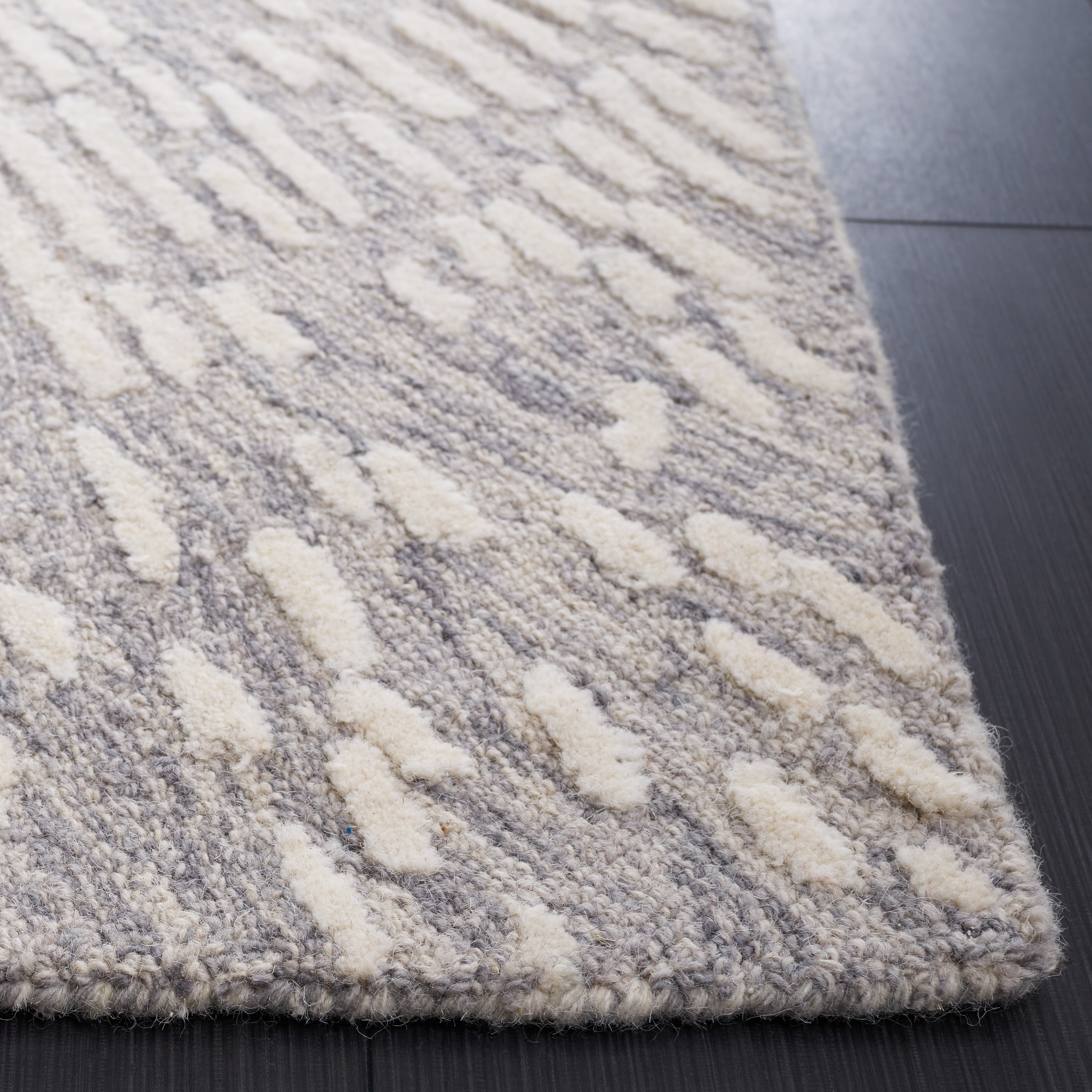 SAFAVIEH Metro Euphemia Sunburst Area Rug, Grey/Ivory, 6' x 9'