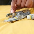 thumbnail image 5 of Star Wars Micro Galaxy Squadron Gold Leader'S Y-Wing - Vehículo clase Starfighter de 5 pulgadas con accesorios para microfiguras de Jon Vander y R2-Bhd de 1 pulgada, 5 of 5