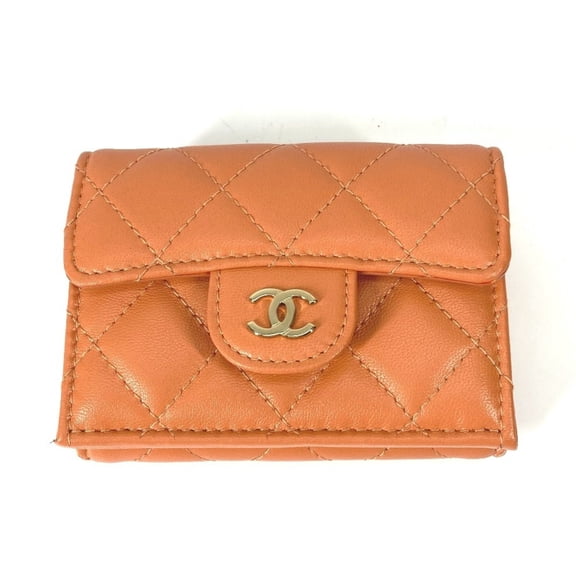 Pre-Owned CHANEL AP0230 CC Coco Mark Matelasse Quilted Compact Wallet, Tri-fold... (Good)