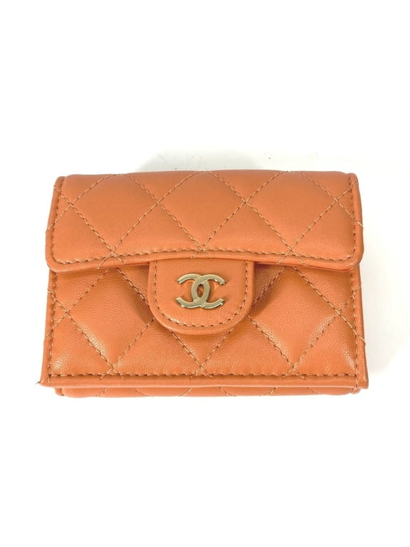Pre-Owned CHANEL AP0230 CC Coco Mark Matelasse Quilted Compact Wallet, Tri-fold... (Good)