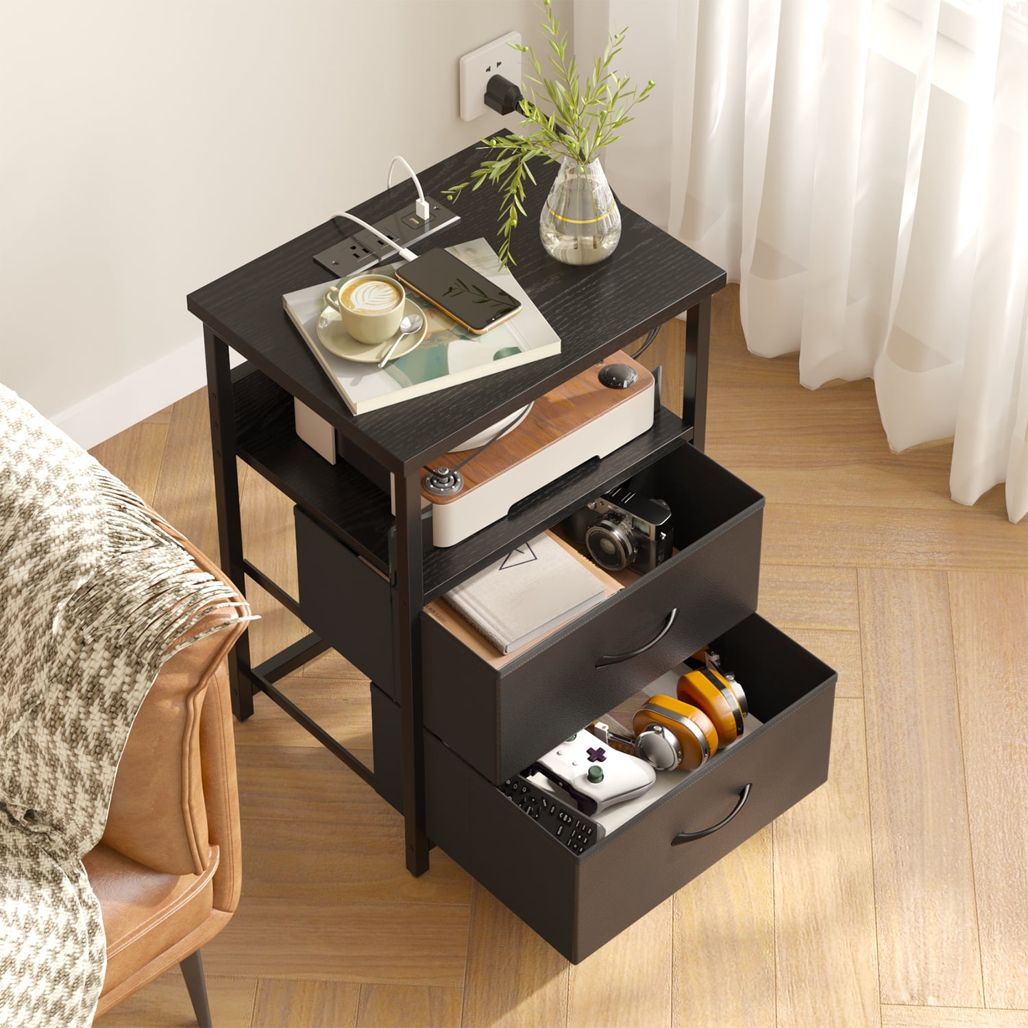 TOMNK Night Stand Set of 2, Nightstand with Charging Station, End Table, Bed Side Table, Black