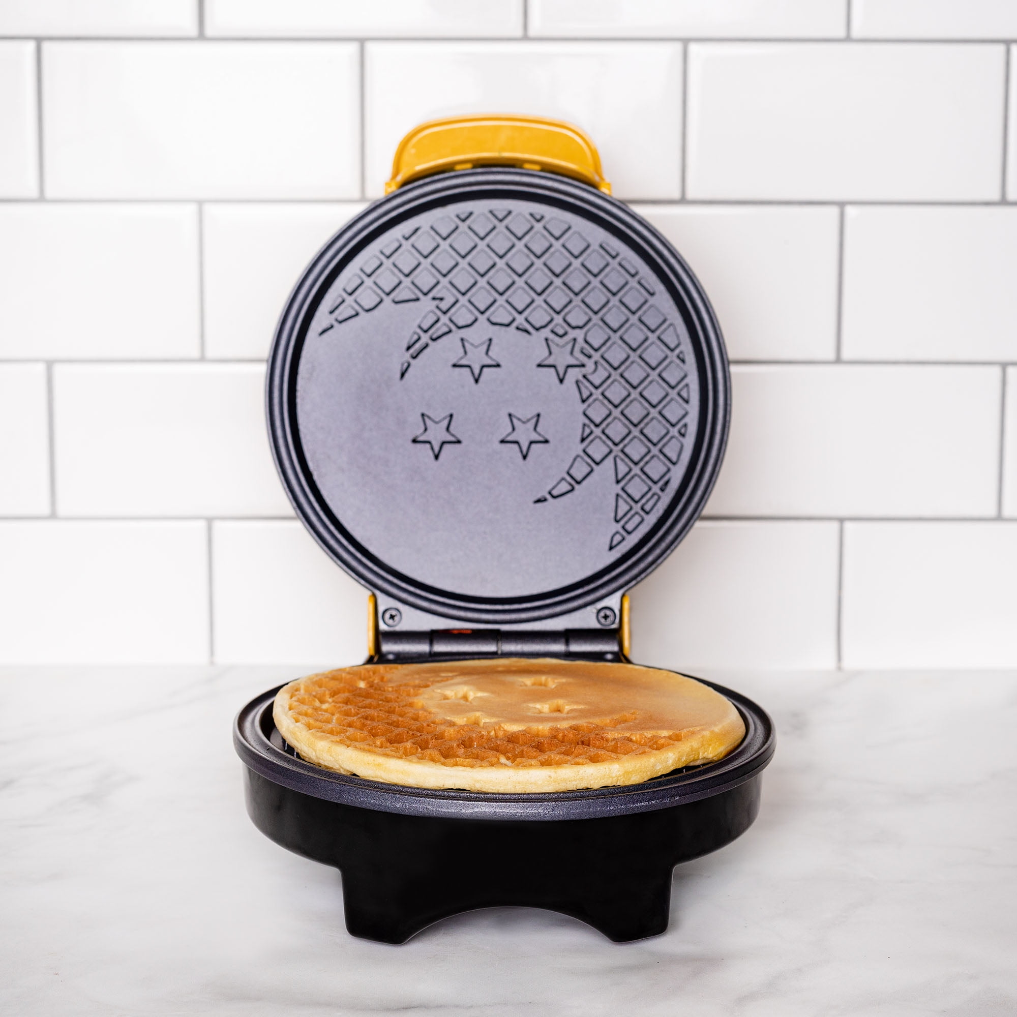Uncanny Brands Dragonball Z Waffle Maker - Make Dragon Ball