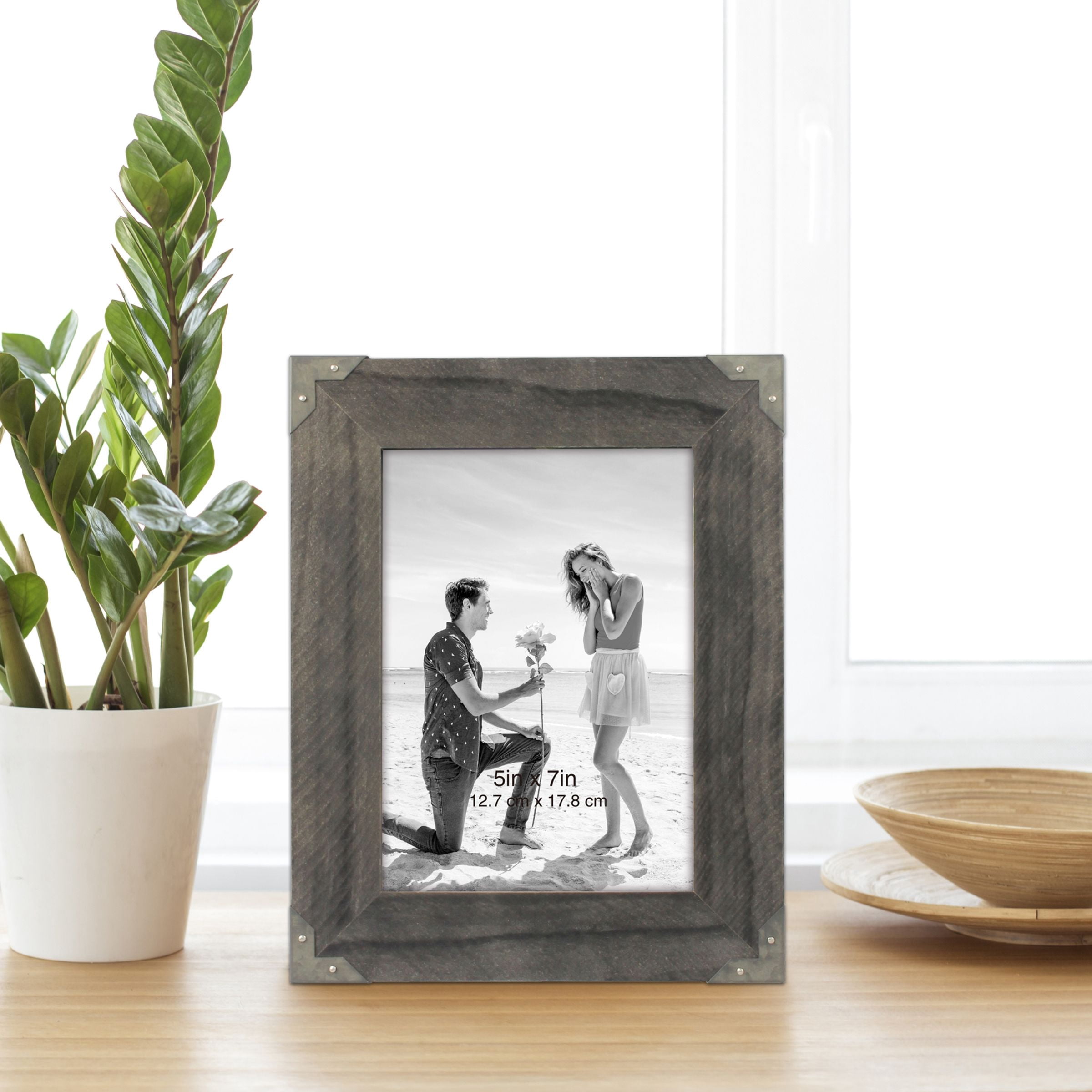 Better Homes & Gardens 5" x 7" Rectangle Wood Tabletop Single Picture Frame, Brown