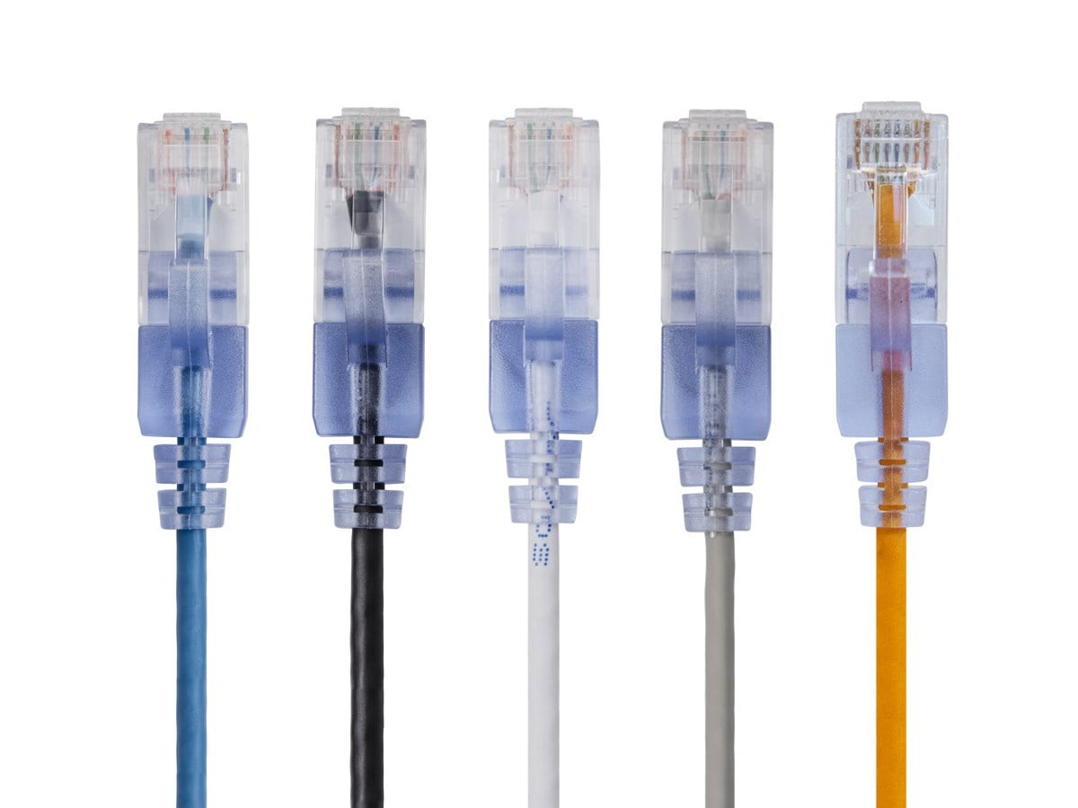 Axiom Memory Solutionlc 100ft Cat6 Bendnflex Ultra-Thin SNAGLESS Patch Cable 550MHz Blue