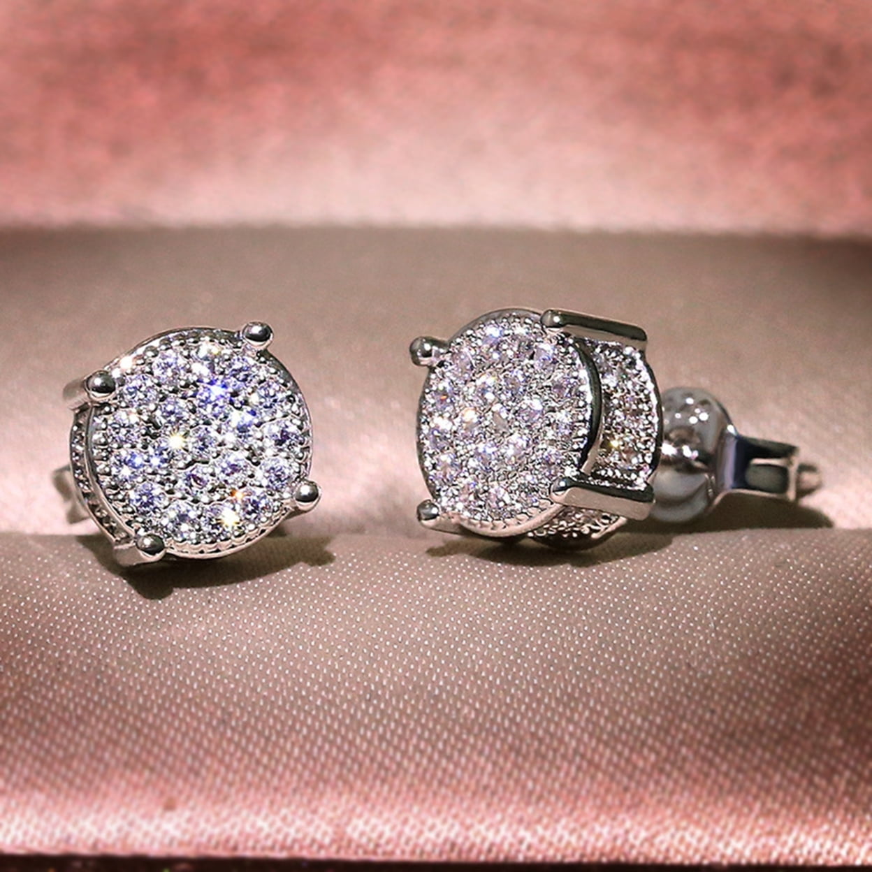 Buy 18k diamond stud earrings 155dH2916 Online from VaibHav Jewellers