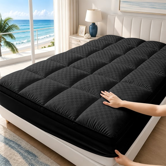 Mattress Topper with Thickened Deep Pocket - Breathable and Comfortable for Heat-Prone Sleepers, available in various sizes