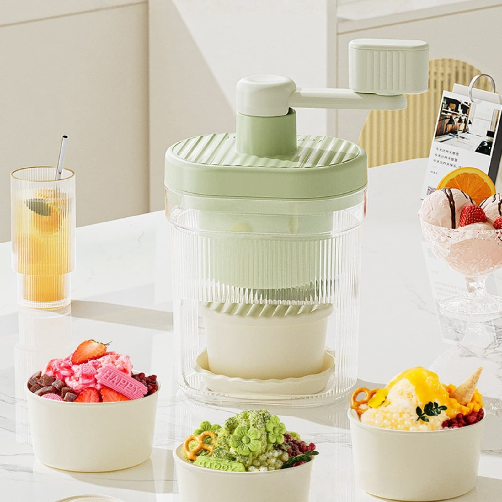Manual Shaved Ice Machine Portable Hand Crank Ice Crusher with Ice Cup Snow Cone Maker Ideal for Home Kitchen Parties and Summer Drinks
