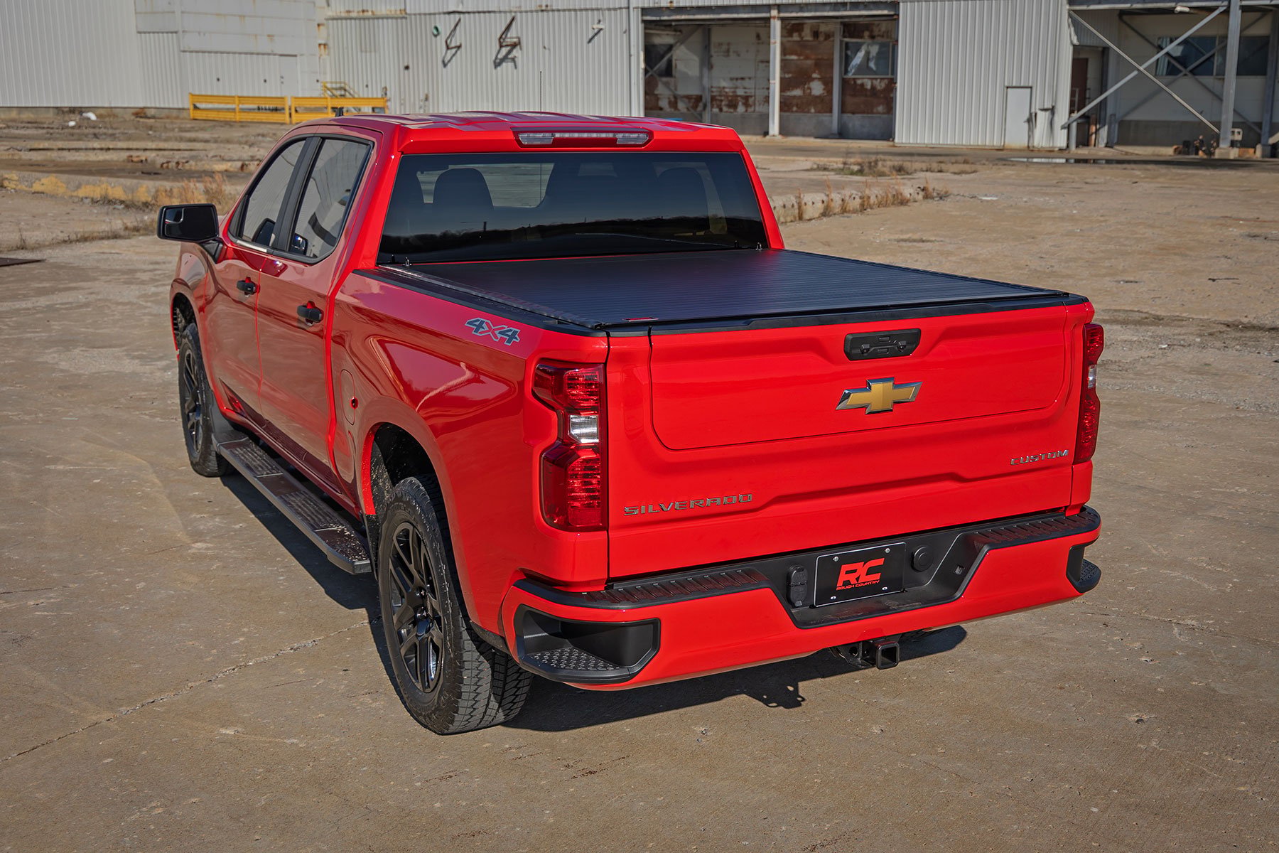 Rough Country Hard Roll Up Bed Cover for 19-26 Chevy/GMC 1500 | 5'10 - 50120580