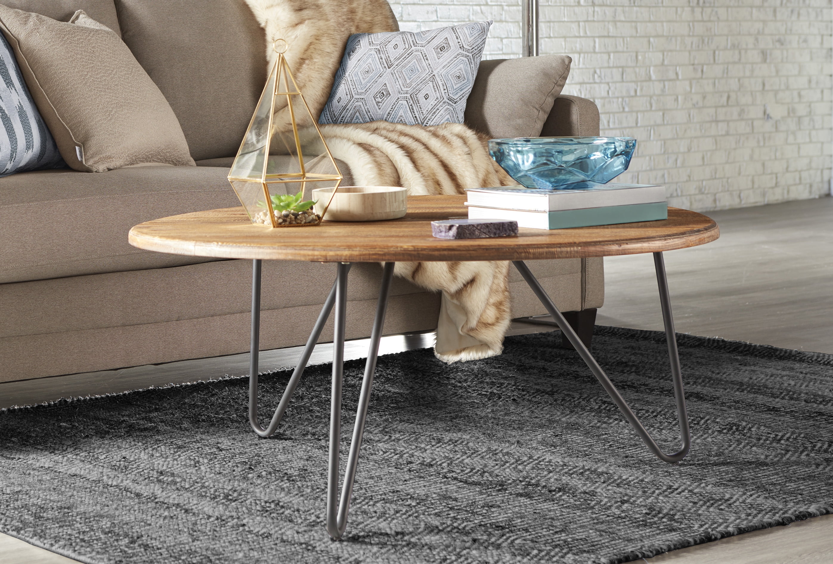 Serta Bryant 40" Round Coffee Table in Aged Pine