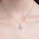 thumbnail image 1 of Collar romántico de Copo de nieve ShuxiuWang con elemento cristal y cadena de clavícula plata, 1 of 1